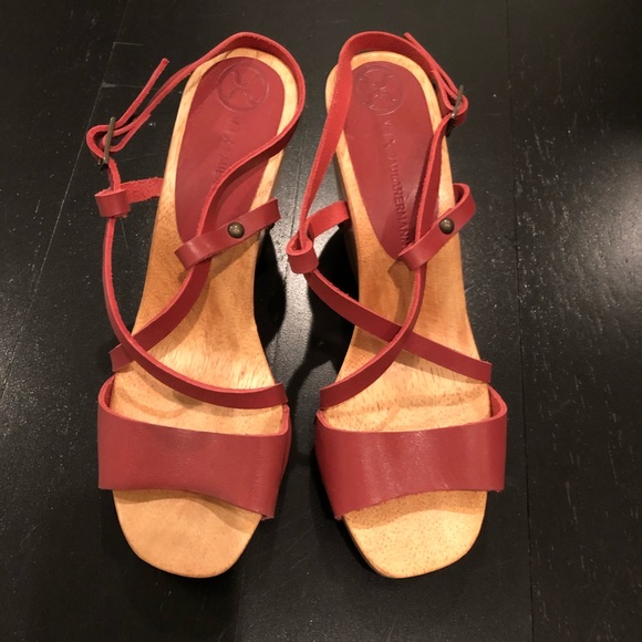 Vix Shoes - VIX wooden red leather strap wedge